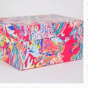 Lilly Pulitzer lacquer jewelry box in dragonfruit sunken treasure NWOT